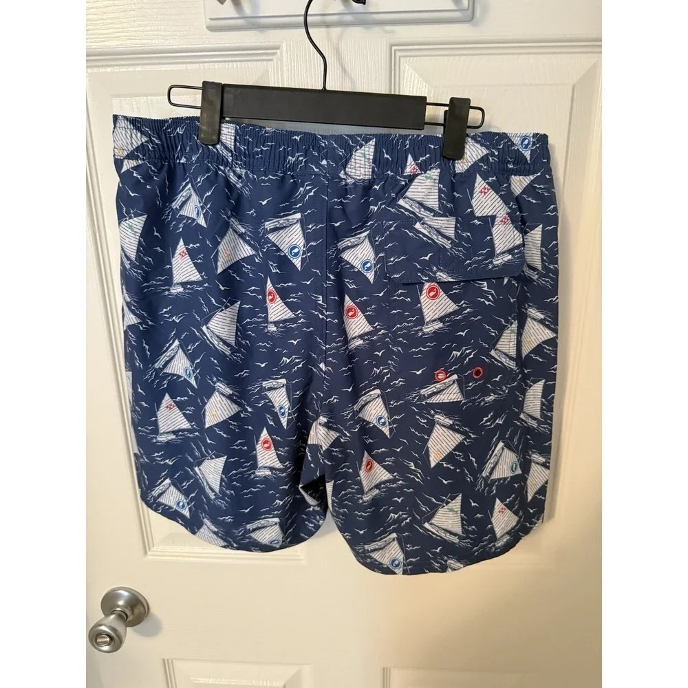 Vineyard Vines Men Blue SailBoat Mesh Lined Swim Trunk Shorts Size M Lightweight